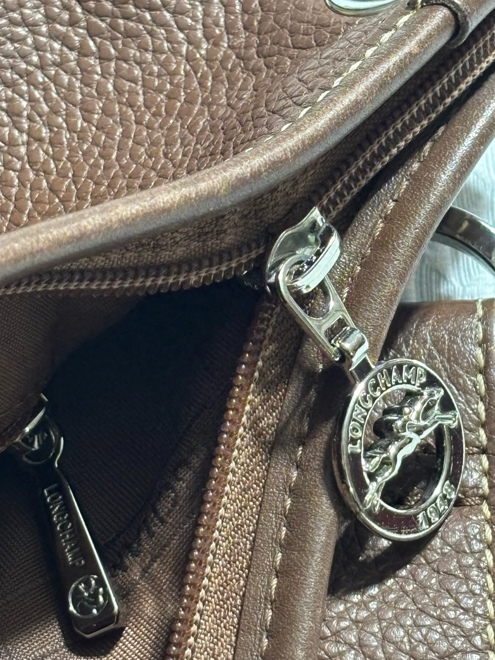 Longchamp Brown Leather Pebbled Crossbody Bag with Adjustable Strap - Picture 16 of 16